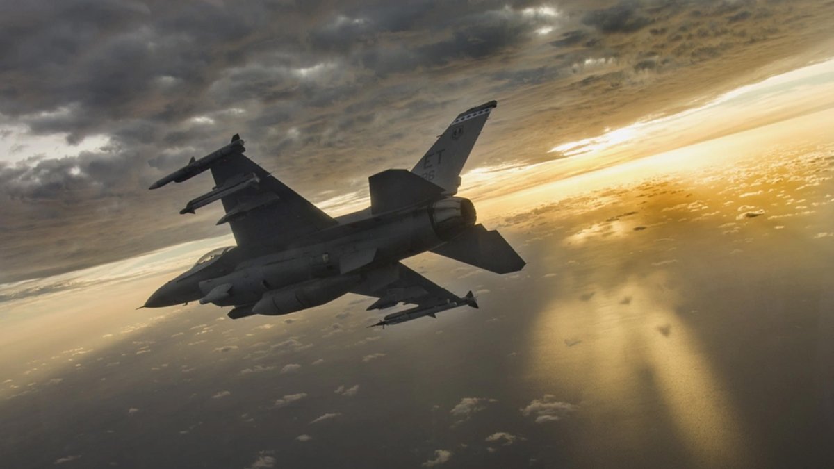  ������ ������������ f-16 ������� ������� ���� the economist 