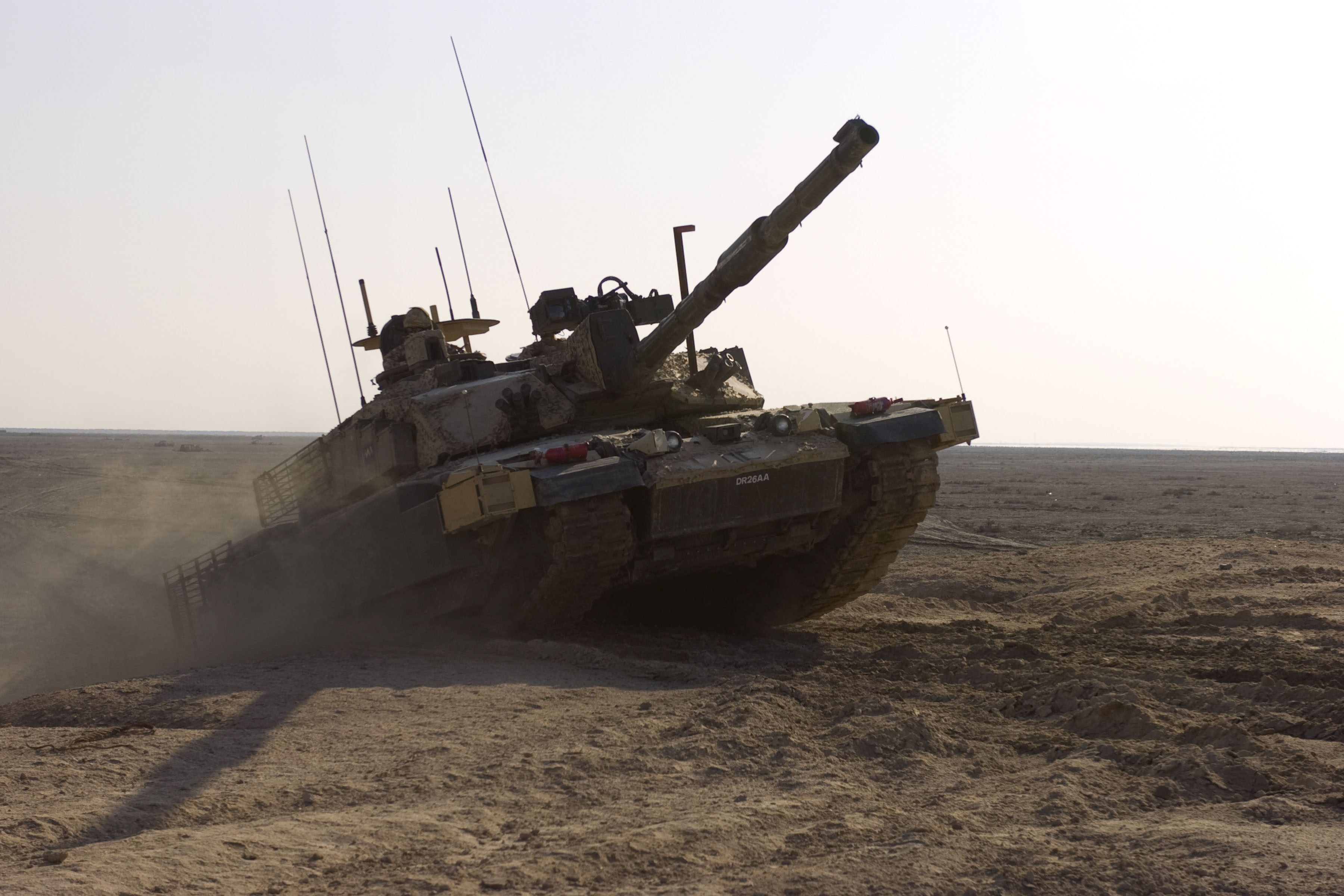   :    ,  Leopard, Challenger  Abrams,  