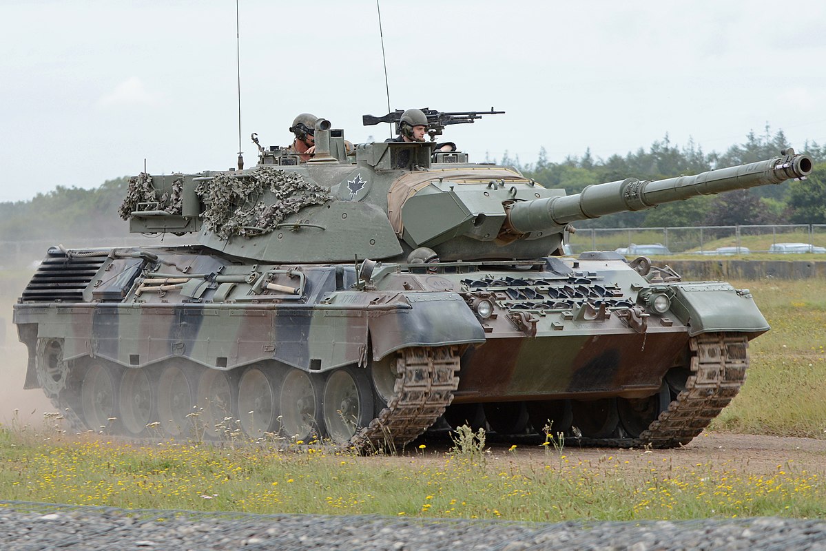       Leopard 1A5  :   