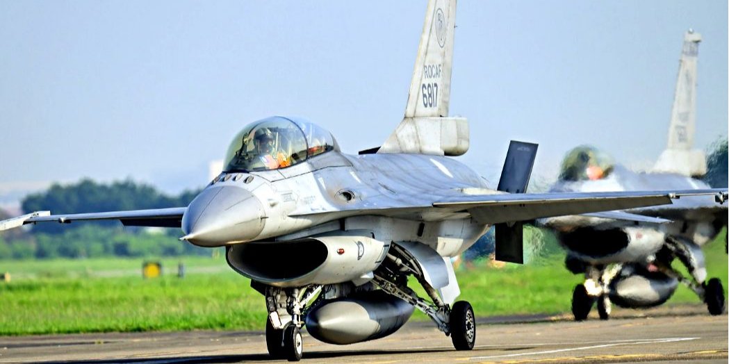     10    F-16,    ()