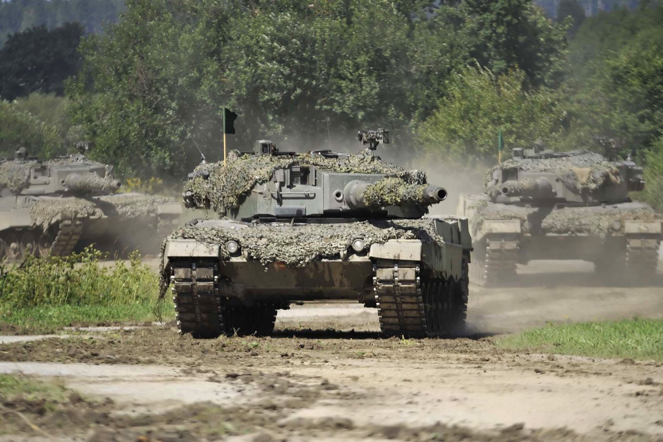   :     Leopard 2  7 ,  