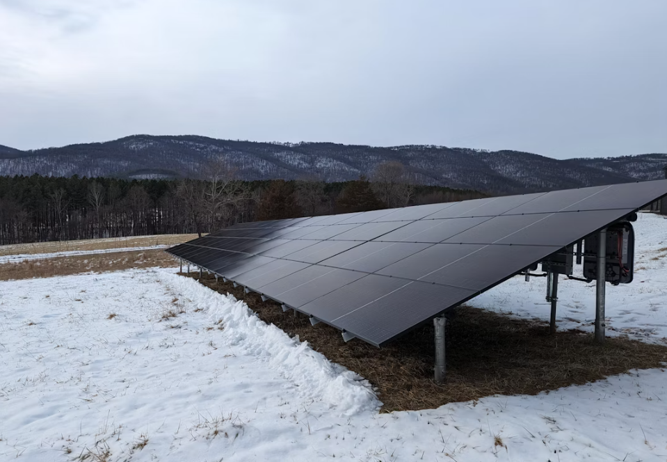 Солнечные панели будут работать лучше, если погода будет плохой: до чего додумались ученые