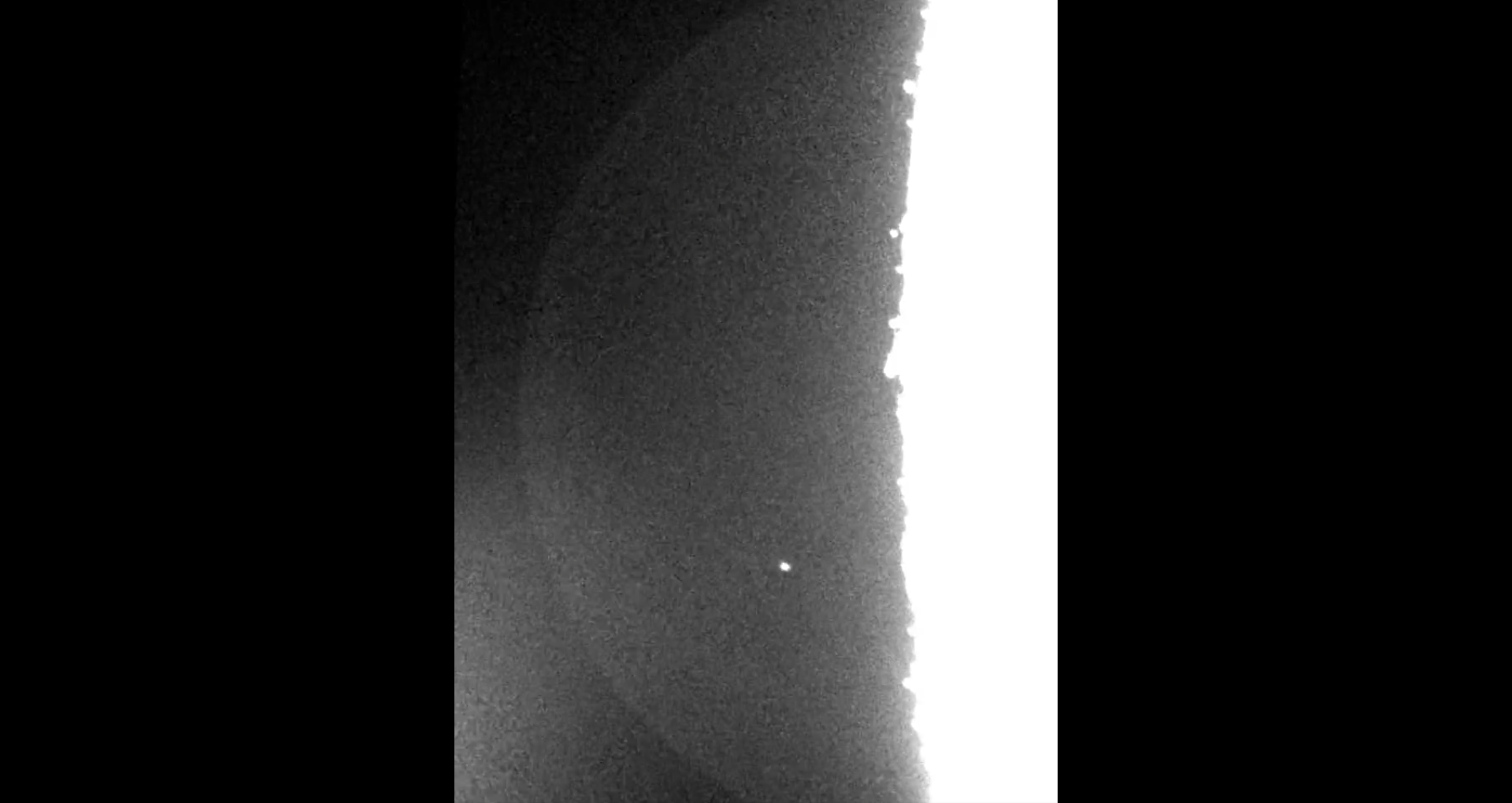 Астроном заснял два упавших на Луну объекта: их скорость достигала 100 000 км/ч (видео)