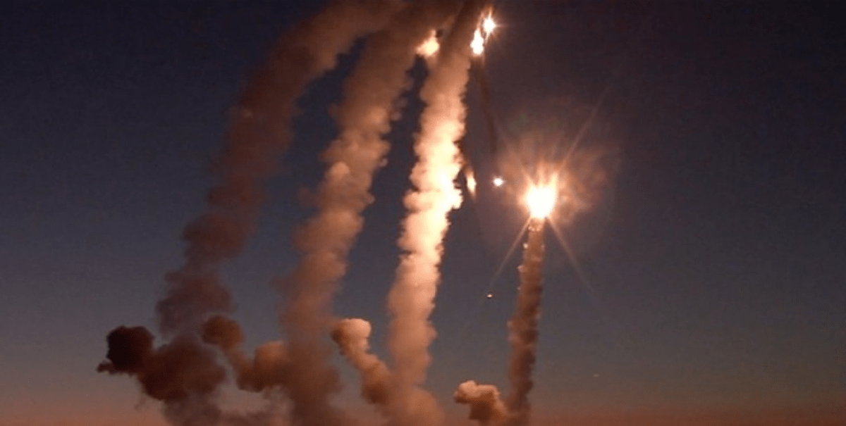 Воздушная тревога по всем областям: россияне атаковали Украину "Калибрами" и "Кинжалами"