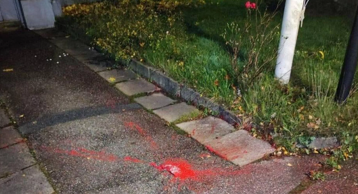 Неизвестный дрон облил красной краской российскую виллу в Швеции: что известно об инциденте