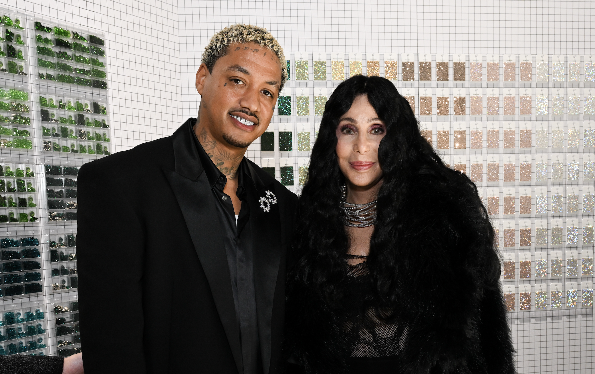 79-летняя Шер вышла в свет с младшим на 40 лет бойфрендом (фото)