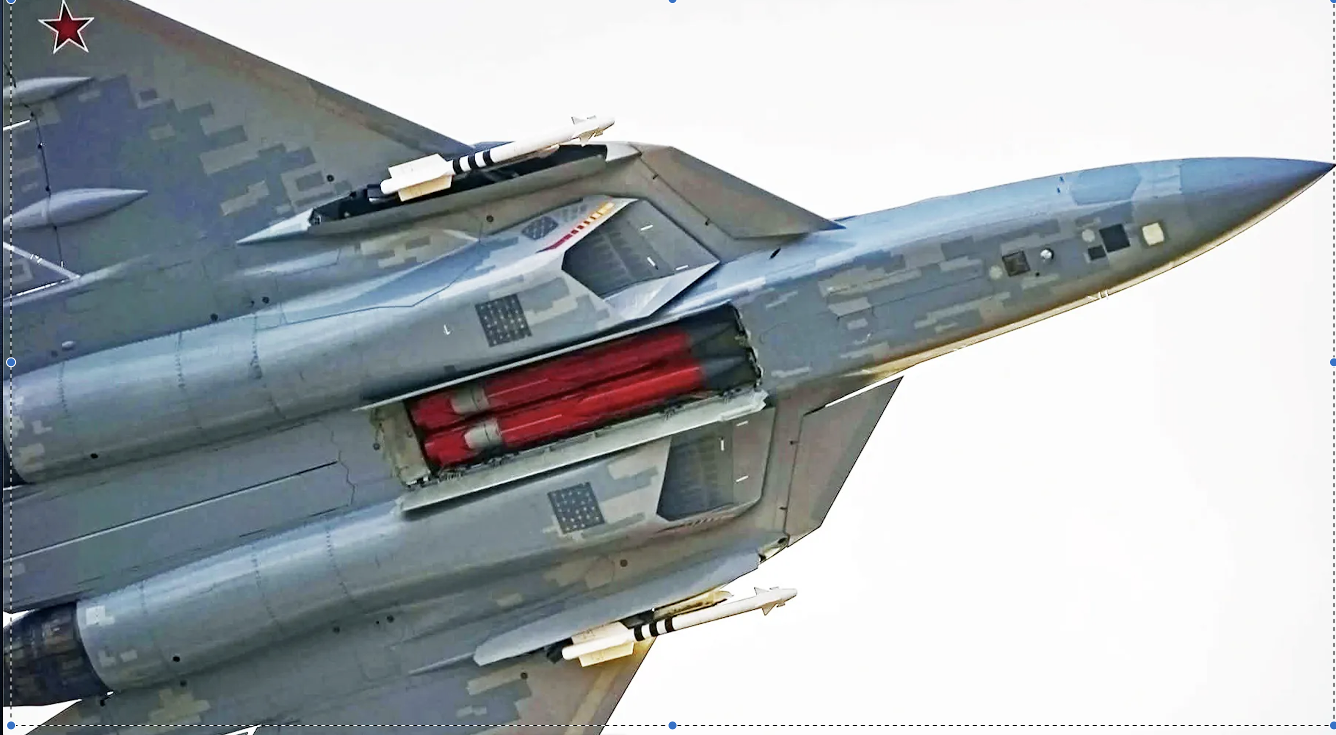 Российский Су-57 впервые показал отсеки для ракет: чем вооружен истребитель (видео)