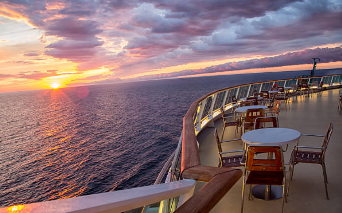 Пассажиры круизного лайнера ждали райского отдыха, а попали в ад (фото)