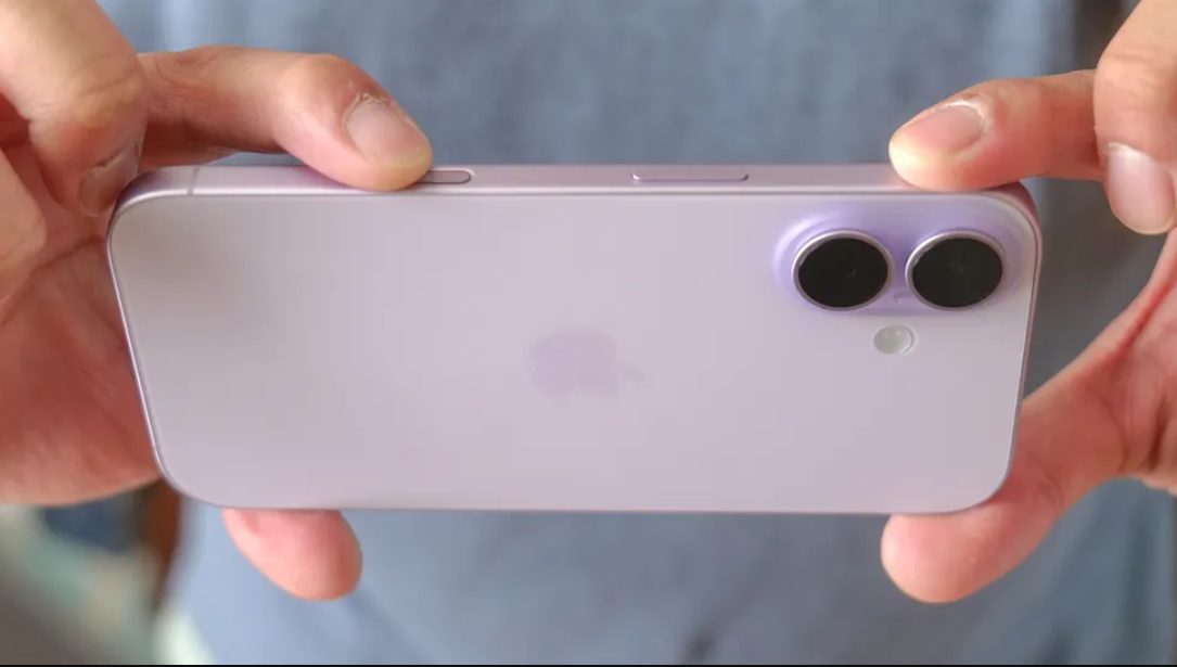 Одна кнопка на новом iPhone 17 просто бесит всех пользователей: как ее отключить