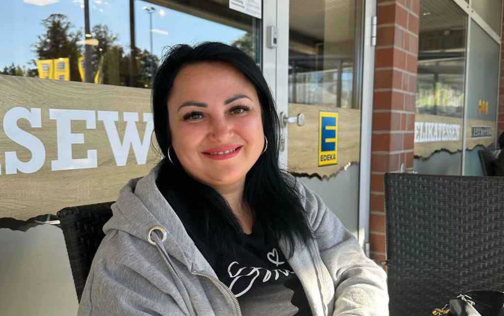 "Как-то так": украинка похвасталась своим жильем в лагере для беженцев (фото)