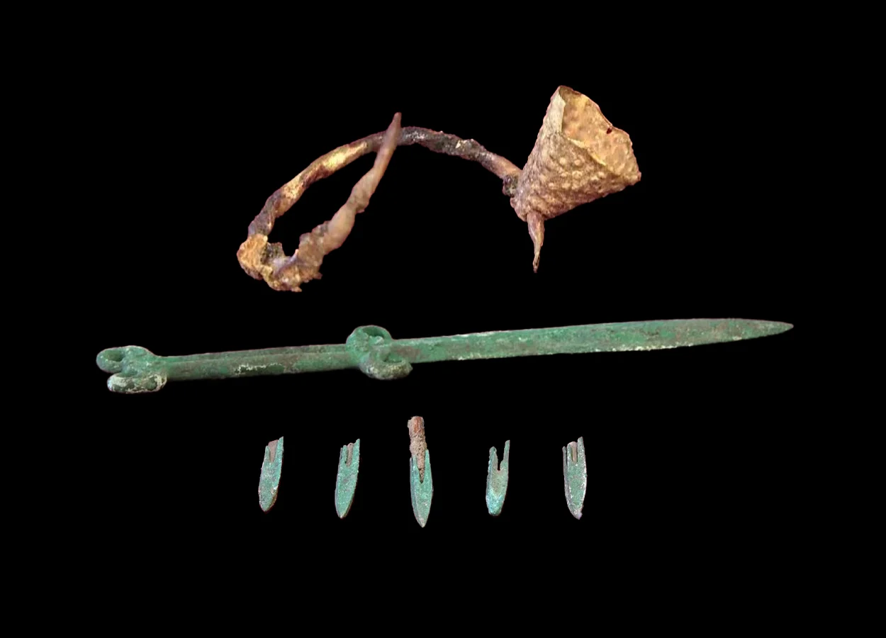 Нашли останки воина и ценные артефакты: новое открытие в Казахстане