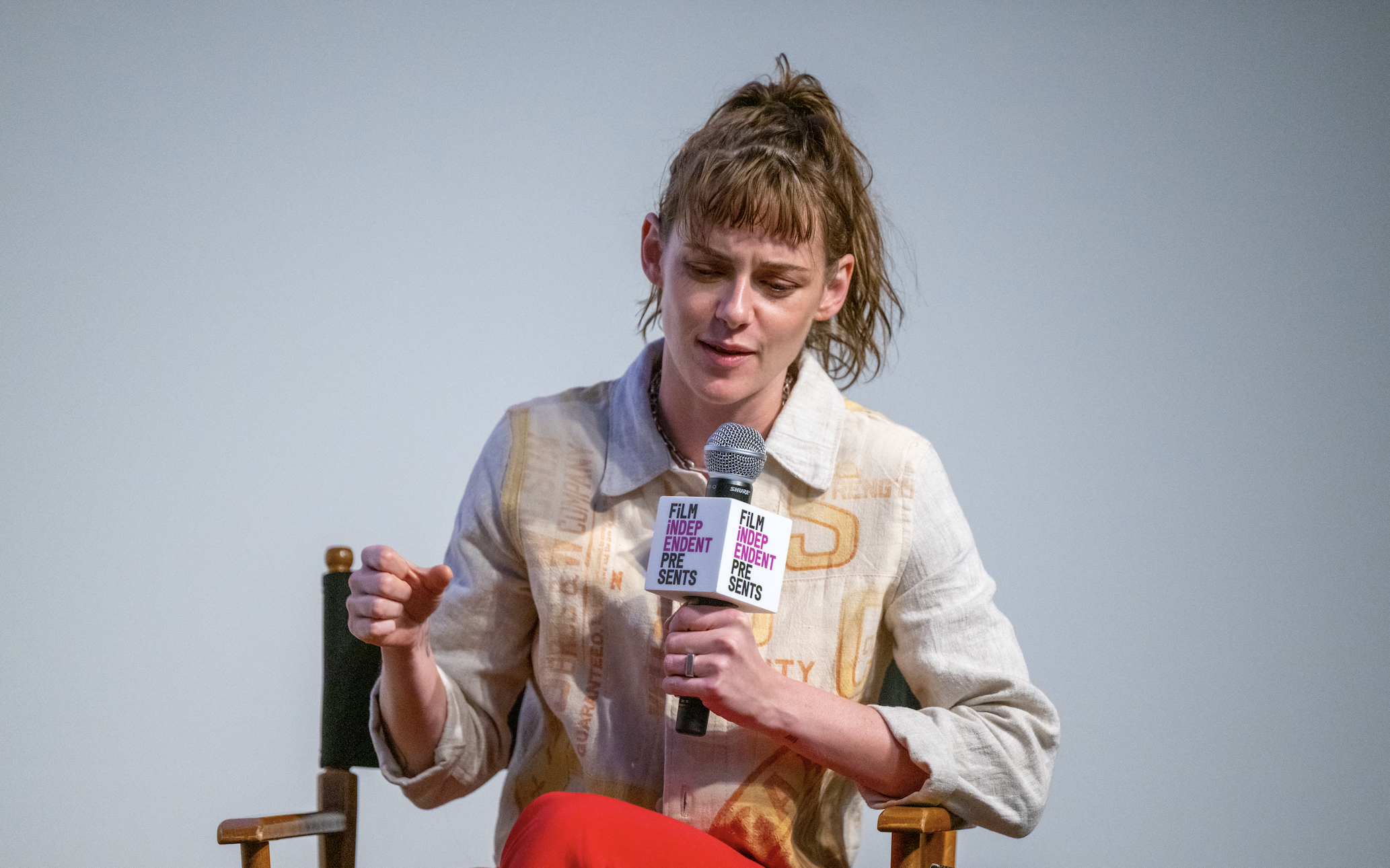 Неузнаваемая звезда "Сумерек" вышла на красную дорожку и поразила своим видом (фото)