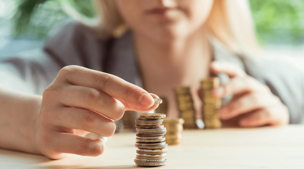 В шаге от "шага": когда в Украине исчезнут копейки