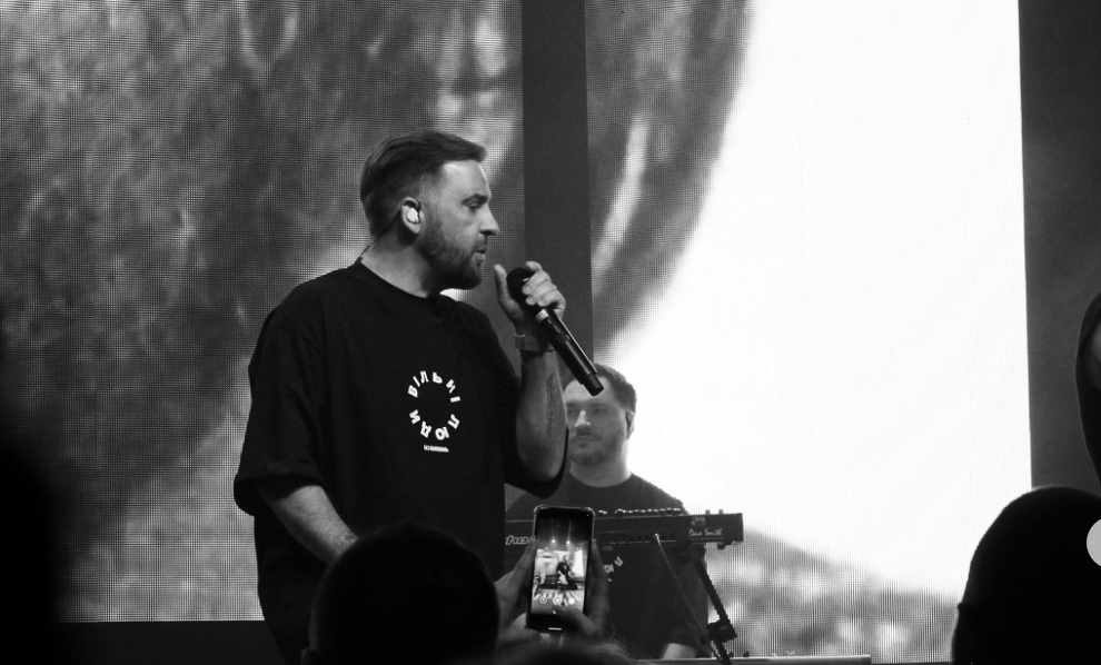 Группа "БЕЗ ОБМЕЖЕНЬ" попала в ДТП: невеста солиста рассказала, что произошло (видео)