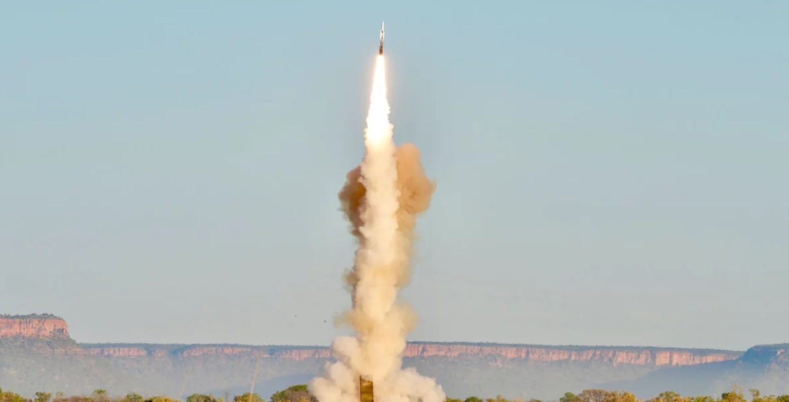 США провели перший наземний запуск ракет 