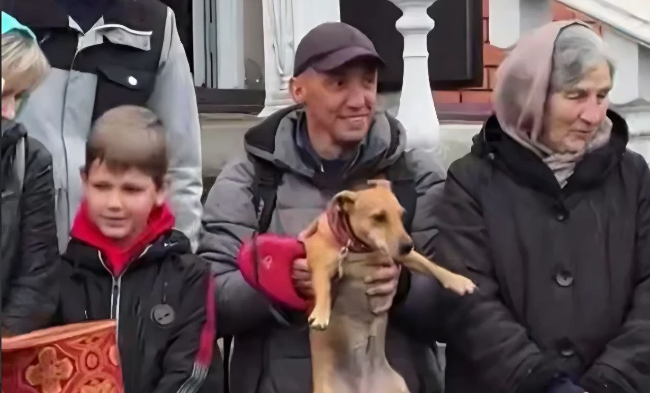 Святили найдорожче: що українці додавали до Великодніх кошиків разом із пасками (фото)