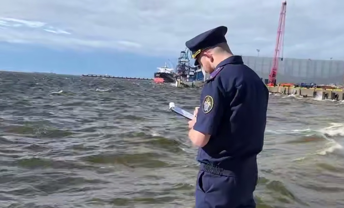 Привезли морські міни НАТО: у РФ заявили, що судно з Бельгії хотіло підірвати порт Усть-Луга