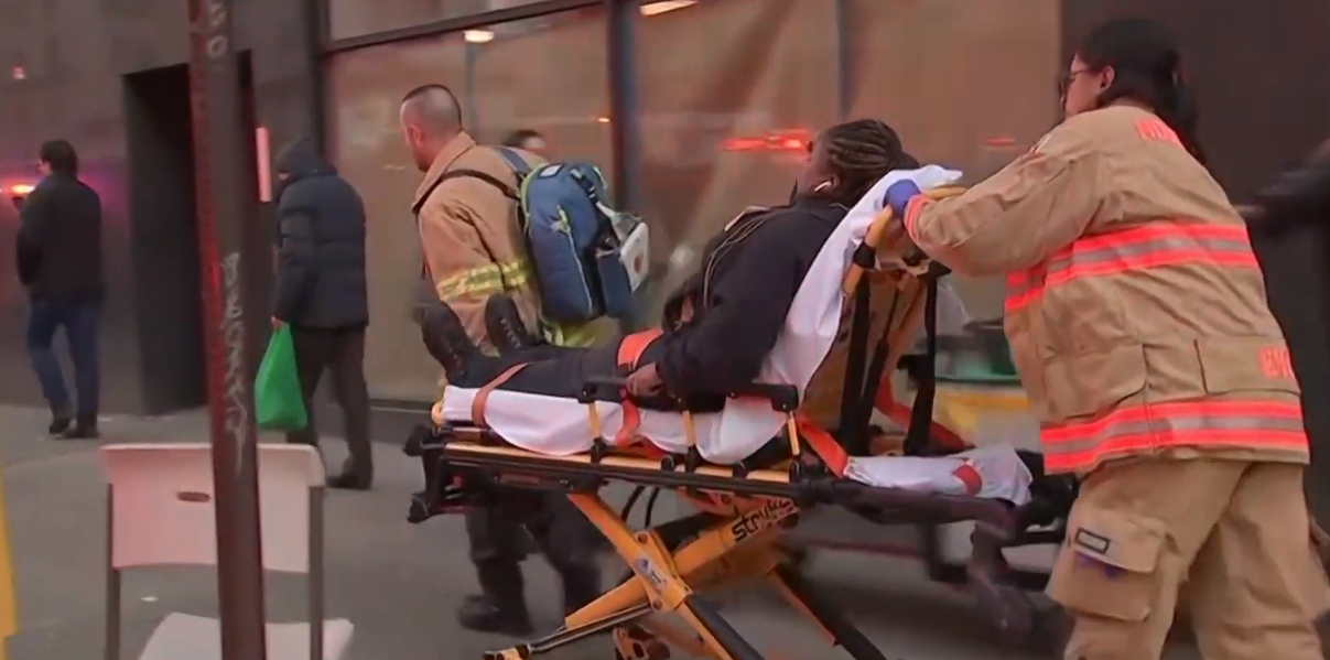 Trains collided in the New York subway - details and video - Breaking ...