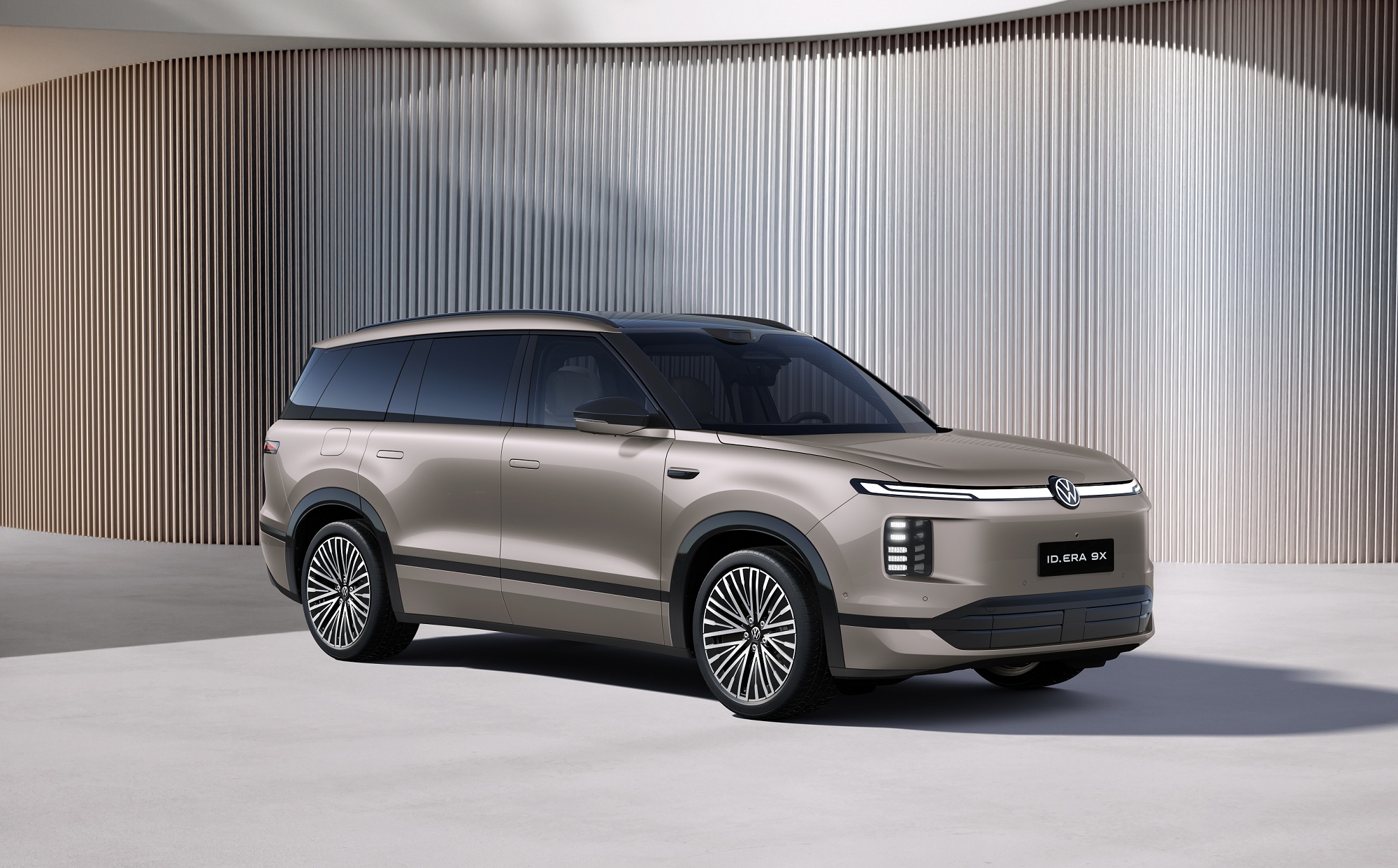 Найбільший кросовер Volkswagen на 500 сил здивував ціною на рівні Tiguan (фото)