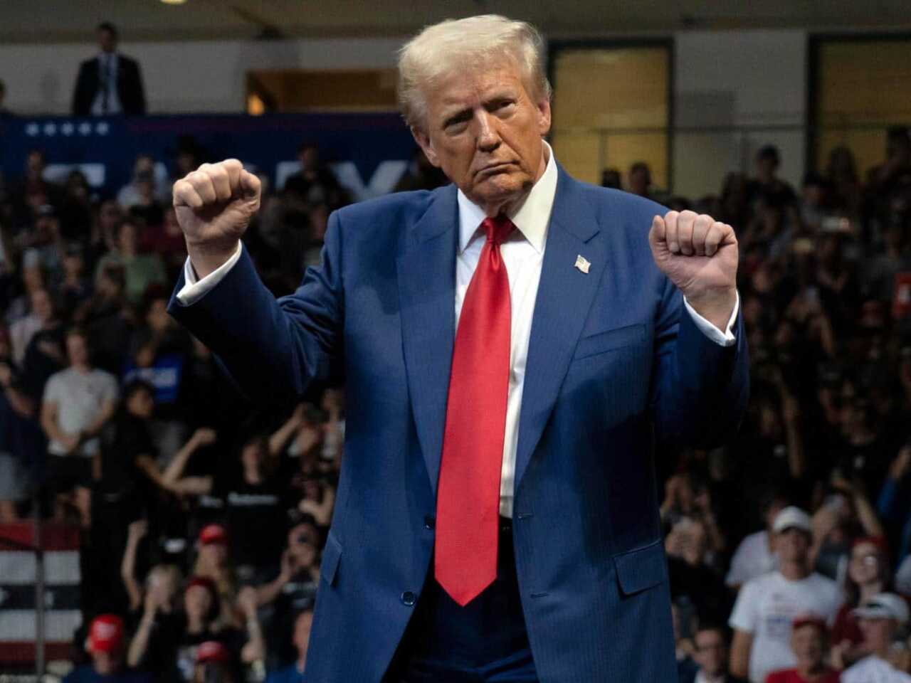 Трамп призупинив бомбардування Ірану на два тижні: Ізраїль погодився на перемир'я, деталі