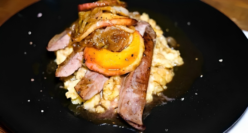 Liver Berlin style how to cook liver according to a chef's recipe