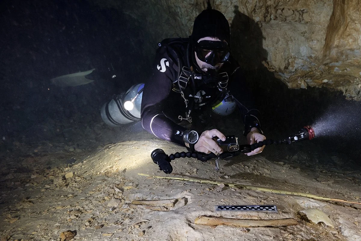 Археологи виявили людські останки в системі підземних річок: кому вони належали (фото)