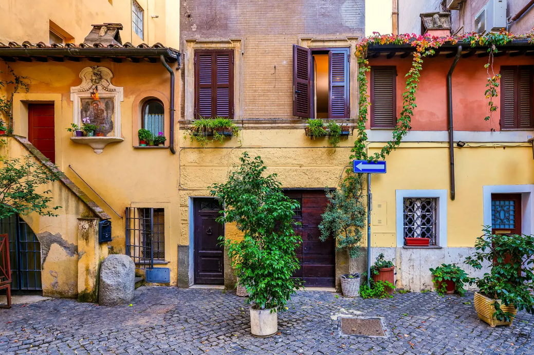 Будинок за 1 євро в Італії виявився пасткою: як обманюють людей