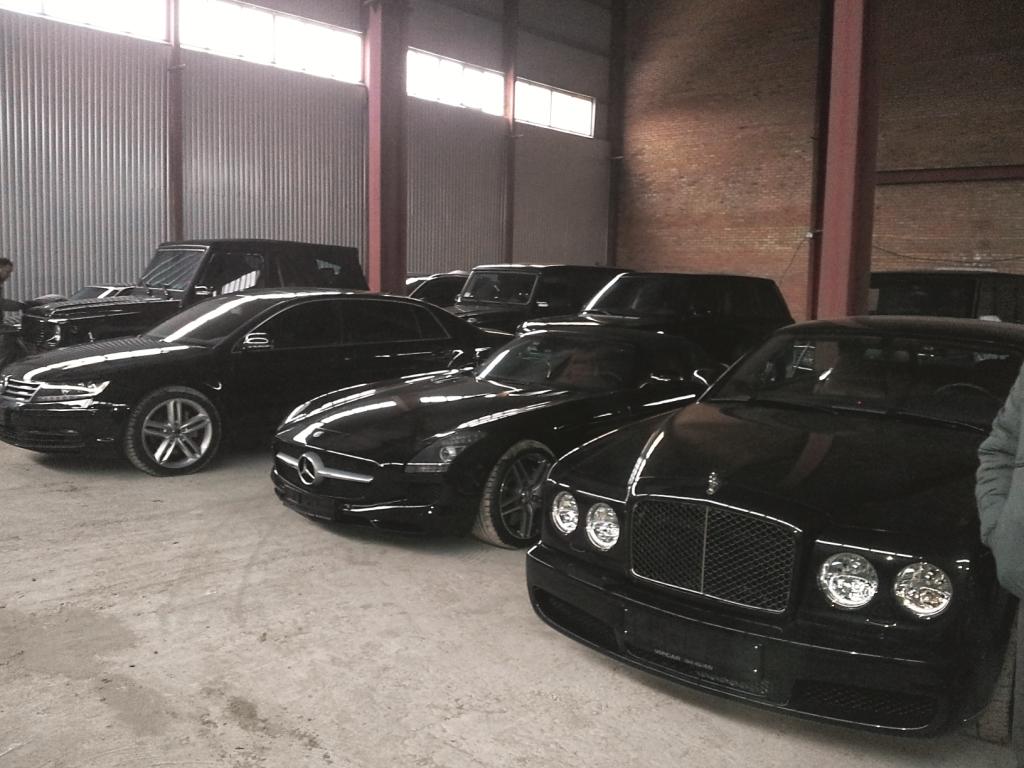 Коллекция автомобилей януковича