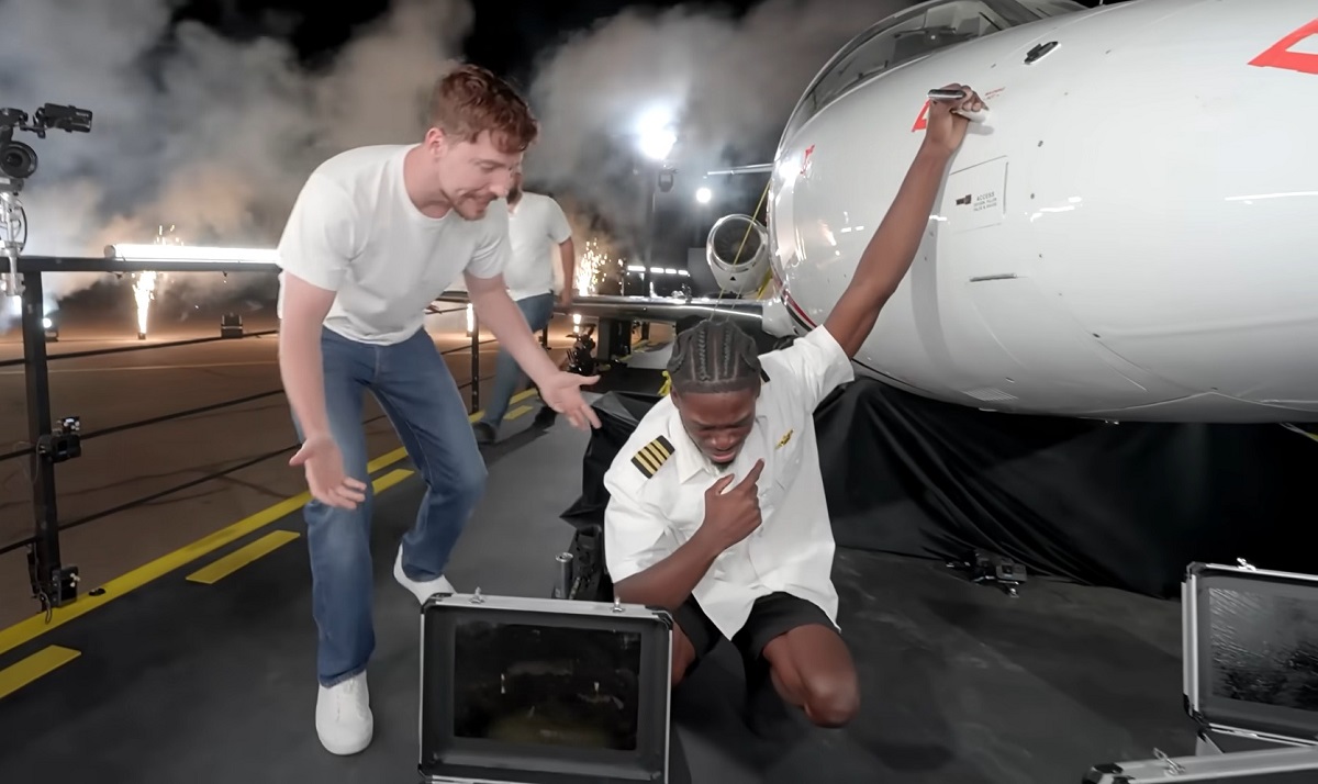 У Парагваї затримали пілота, який виграв літак у MrBeast: він перевозив на цьому літаку марихуану