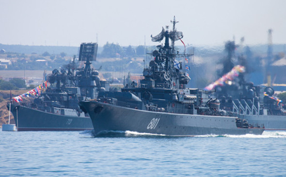 Взрывы в Крыму: ВСУ уничтожили два российских десантных корабля, — Генштаб (фото)