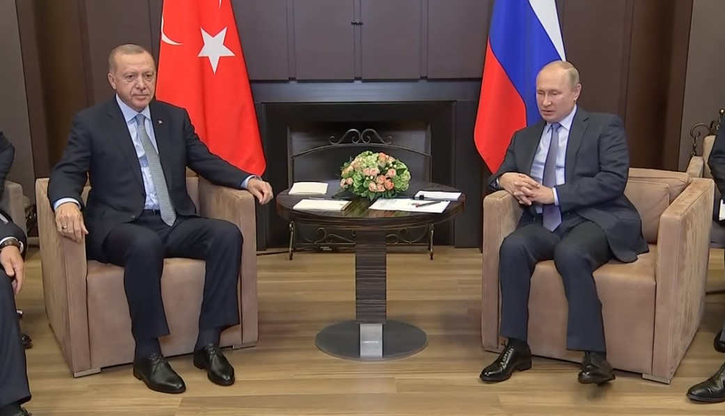 Путін поскаржився Ердогану, що Україна б'є по Турецькому потоку