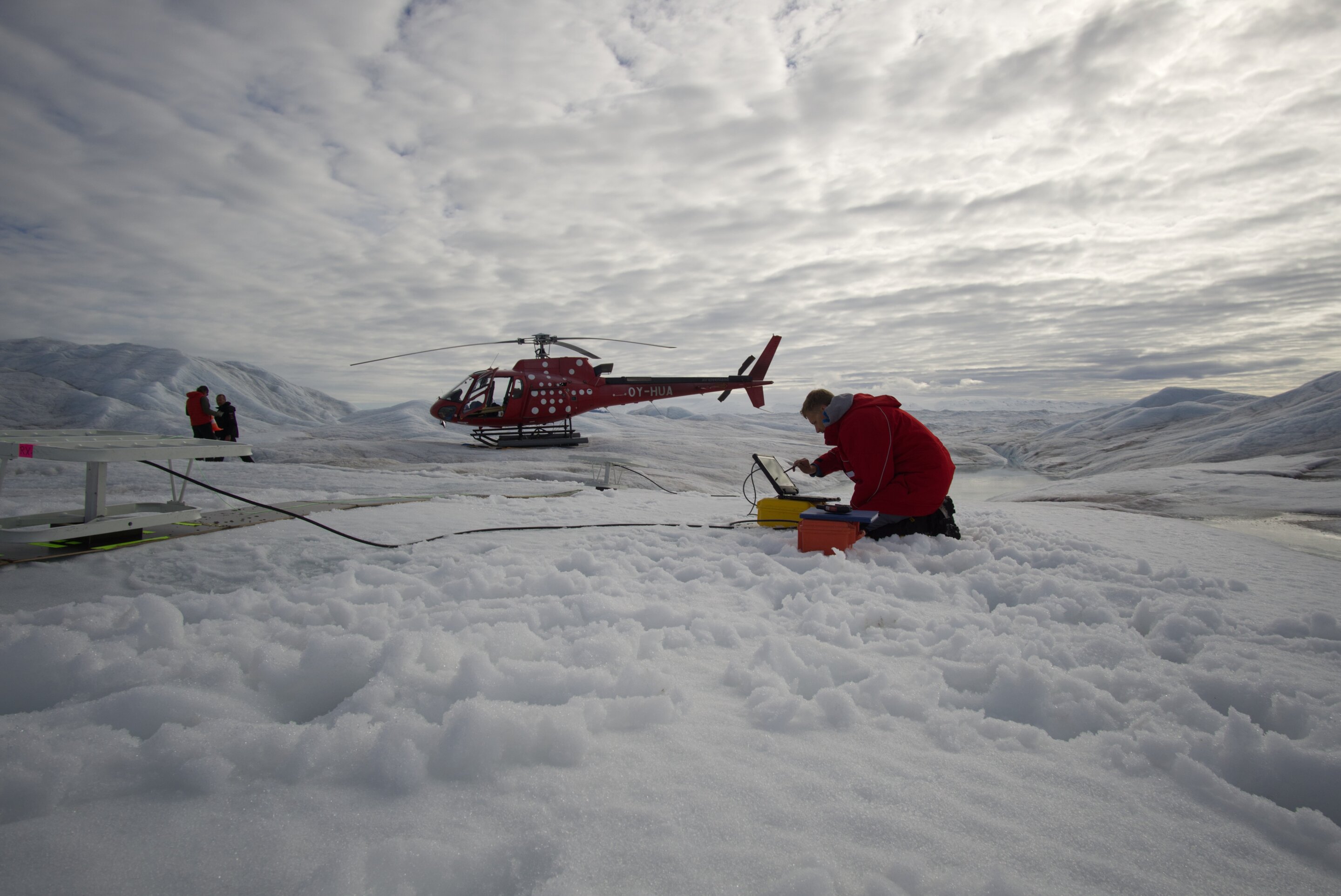 Гренландия стремительно тает: замечена огромная потеря льда из ледника острова