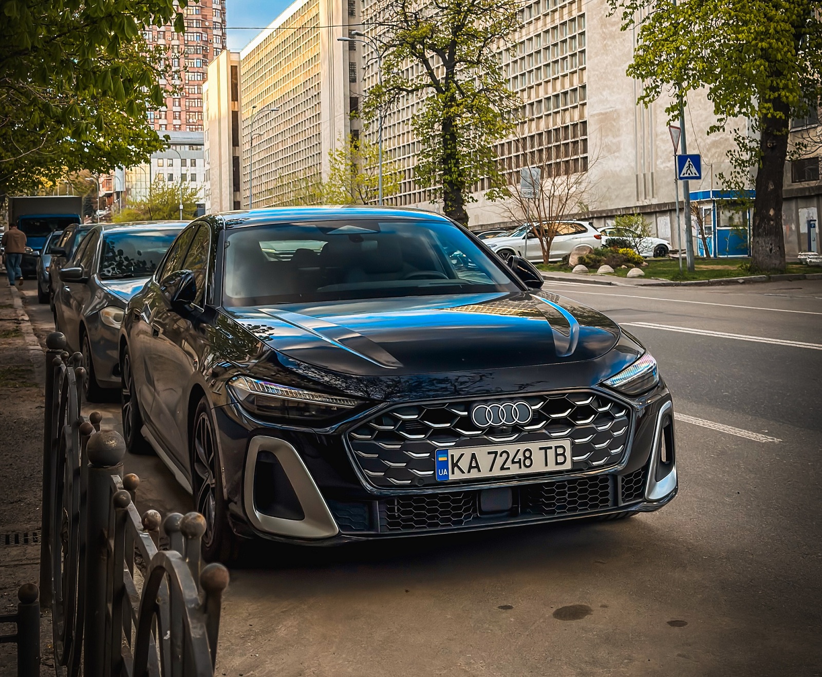 Елегантний і швидкий: в Україні з'явився новітній заряджений Audi за 3,8 мільйона (фото)