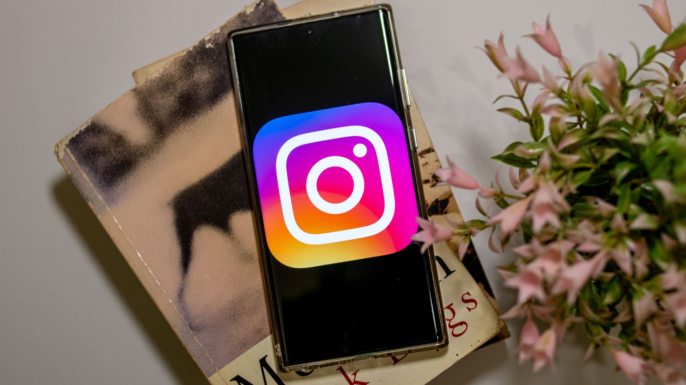 Як очистити кеш Instagram на телефоні: одна проста дія звільнить гігабайти (фото)