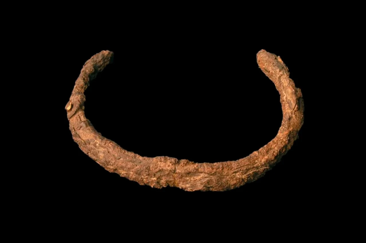 Артефакт небесного походження: у Китаї знайшли древній браслет часів бронзової доби