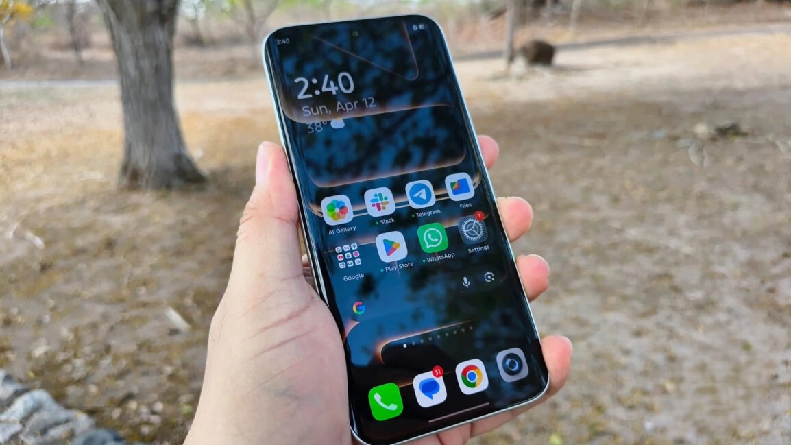 Недорогий смартфон, схожий на флагман: маловідома модель порадувала під час тестів (фото)