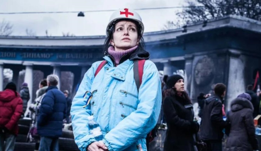 Пішла з місця теракту у Києві: патрульна Анна Дудіна була медикинею під час Майдану, — ЗМІ