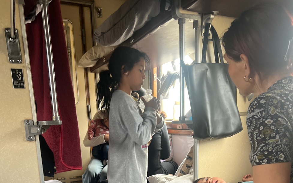 Українка поскаржилась на сім'ю ромів, яка 