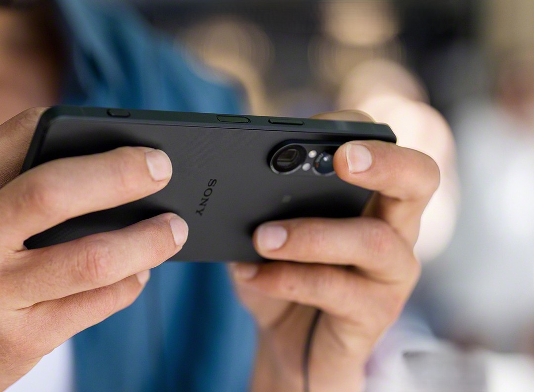 Потужна камера та 2 дні роботи від батареї: чим здивує смартфон Sony Xperia 1 VIII (фото)
