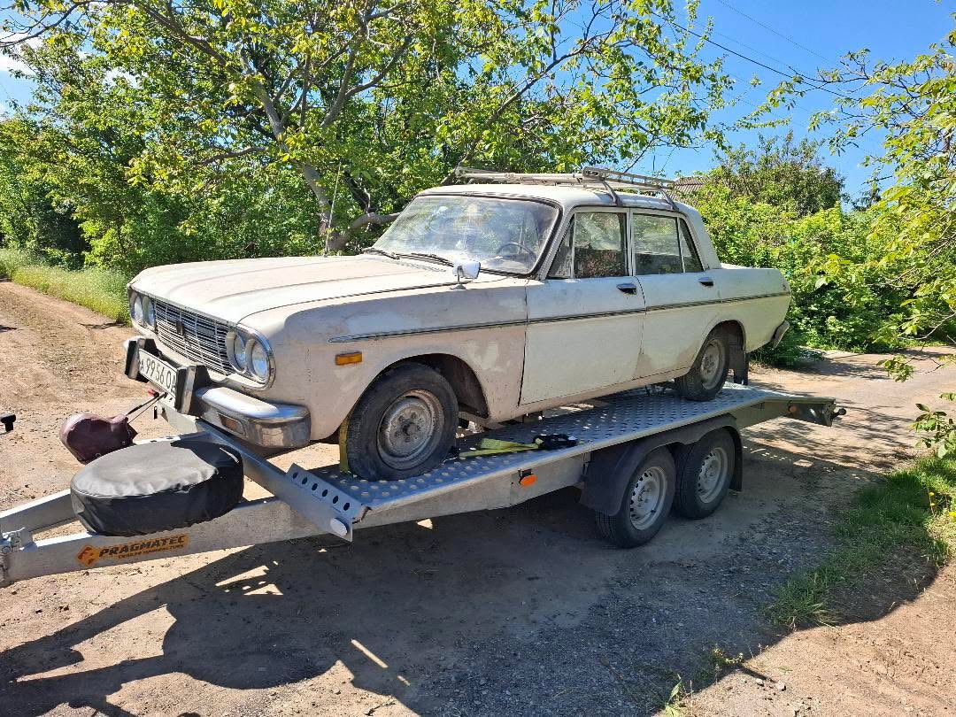 В Україні виявили рідкісну розкішну Toyota 60-х із цікавою історією (фото)