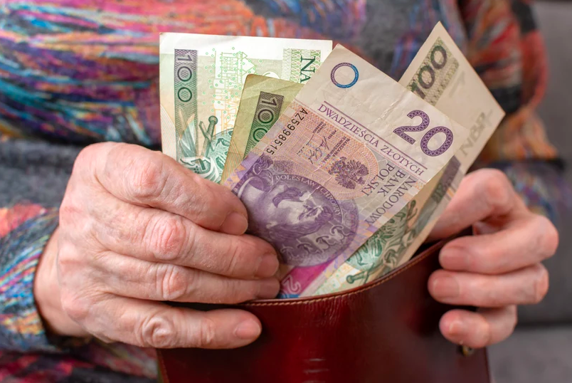 Як змусити чиновників піклуватися про народ: польський рецепт може стати в нагоді в Україні