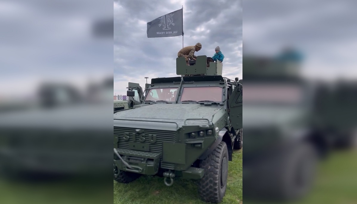 Нетипова поява: на озброєнні ЗСУ помітили фінські бронемашини Sisu GTP 4×4