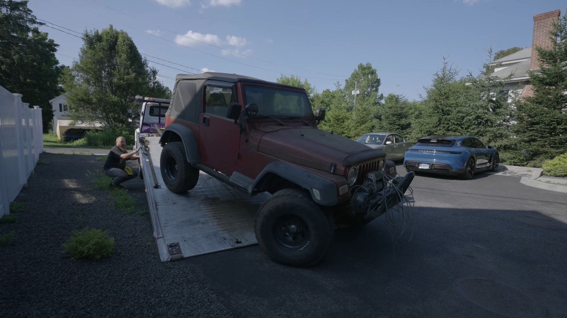 Jeep Wrangler восстановили до состояния нового авто после 8 лет простоя  (видео)