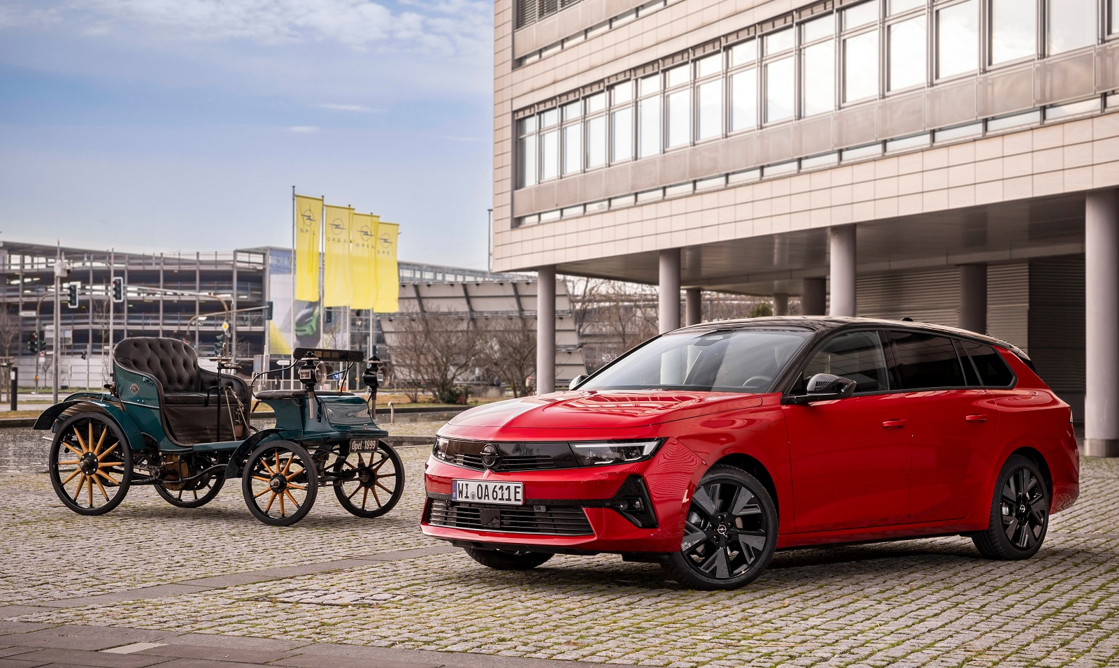 Від швейних машин до електрокарів: історія марки Opel (фото)