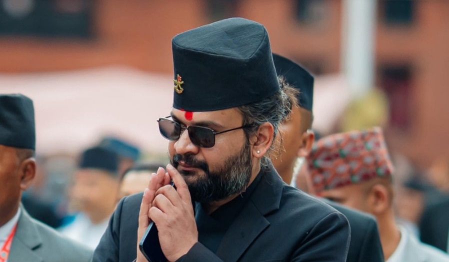 У Непалі прем'єр-міністром став колишній репер Балендра Шах (відео)