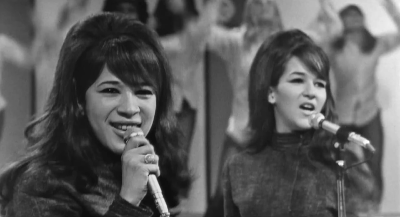 Голос, що став легендою: померла остання із живих учасниць культового гурту The Ronettes