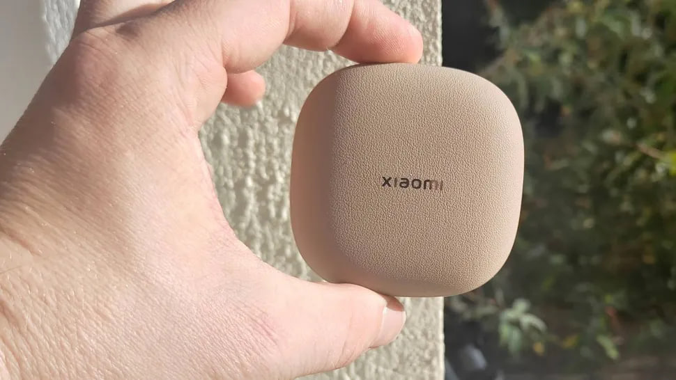 Xiaomi випустила свої перші навушники-кліпси: розкрито ціну та характеристики (фото)