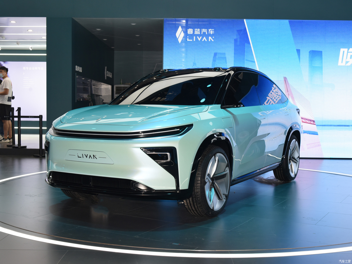 Ливан 7. Livan машина 2022. Livan 7 электромобиль. Китайские автомобили 2023. Концерн Geely.