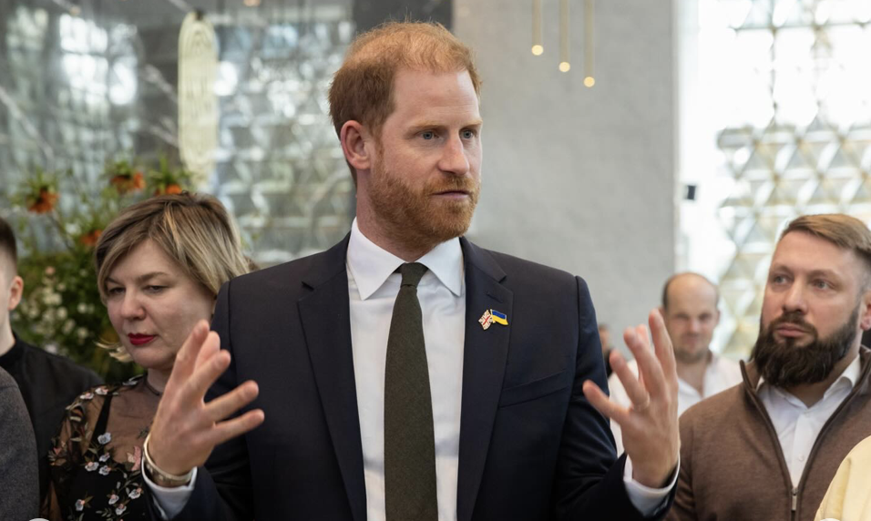 Дуже любила його мама: чим годували принца Гаррі в Києві (фото)