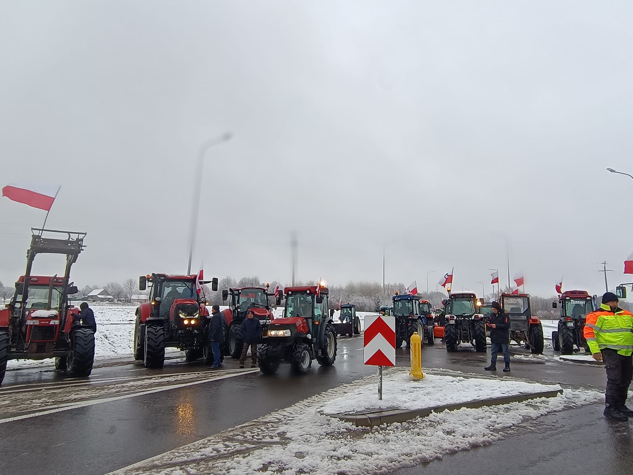 Блокаде конец? Фермерам в Польше пообещали запретить транзит украинских  продуктов